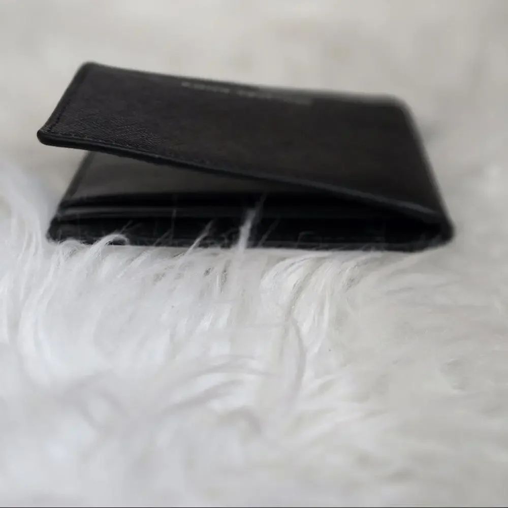 Michael Kors Mens Black Wallet - Picture 6 of 6
